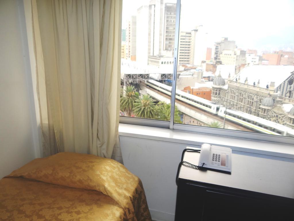 Hotel Nutibara Express Medellín Quarto foto